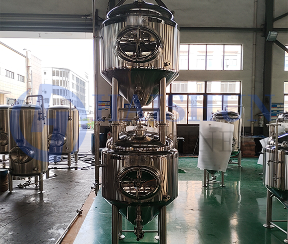 Cuves de fermentation empilées 3BBL