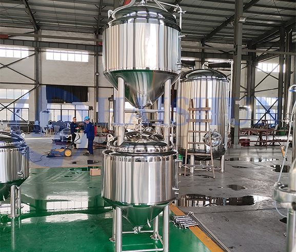 Cuves de fermentation empilées 3BBL